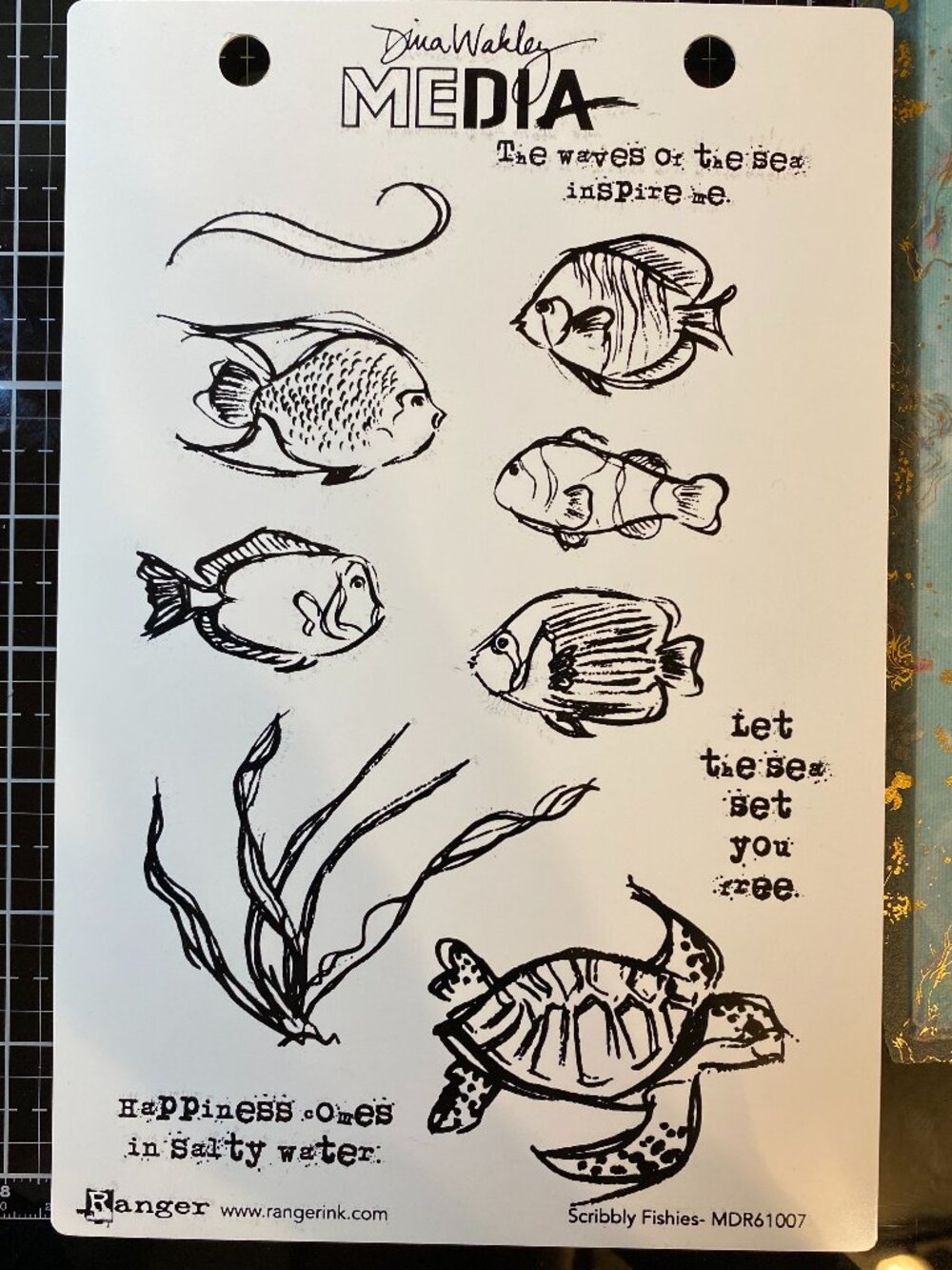 Dina Wakley Media Stamp Set: MDR61007-Scribbly Fishies
